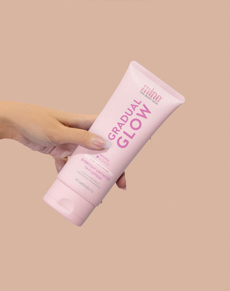 Gradual Glow Everyday Tan Lotion MineTan Body Skin