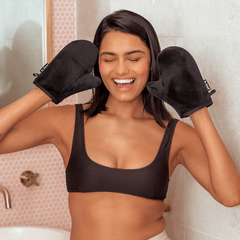 i don't want tan on my hands... b.tan